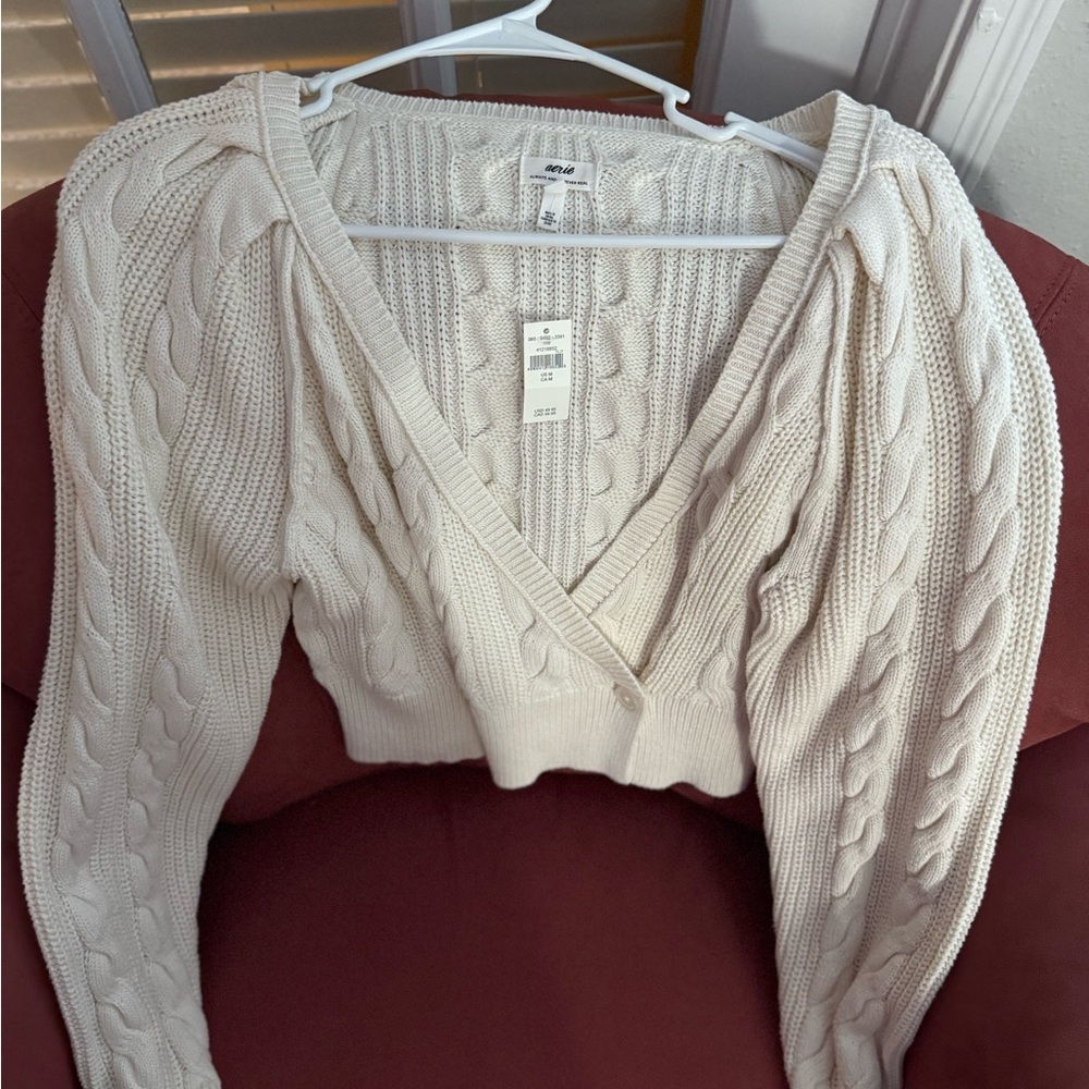 Aerie Cream Cable Knit Sweater